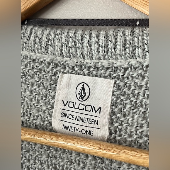 Women’s Volcom Open Front Cardigan Long Sleeve Light Gray - Picture 2 of 10